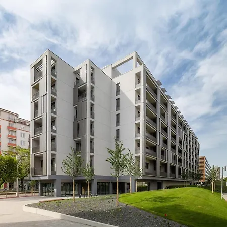 Cloud 9 Pri Myte Elegance - Brand New With Free Parking Appartamento Bratislava