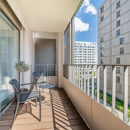 Cloud 9 Pri Myte Elegance - Brand New With Free Parking Appartamento Bratislava