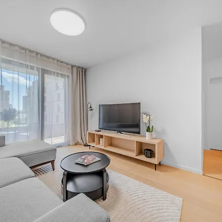 Cloud 9 Pri Myte Elegance - Brand New With Free Parking 公寓 布拉迪斯拉发